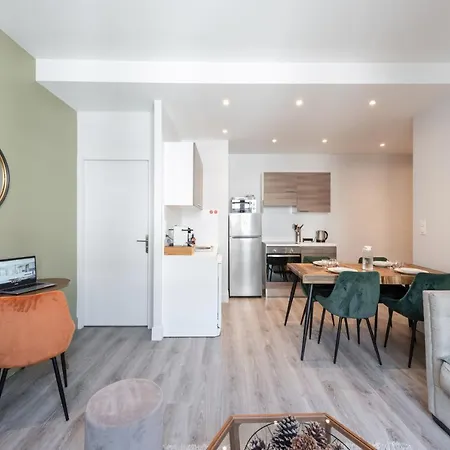 Le Pompadour - Magnifique T2 Place Bellecour 4Eme Etage Sans Ascenseur - 4Th Floor No Elevator Lyon Exterior photo